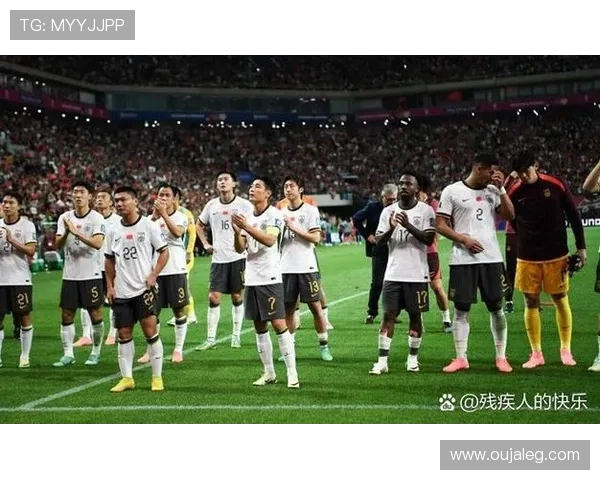 伊拉克足球队与国足激战正酣谁能在国际赛场上笑到最后