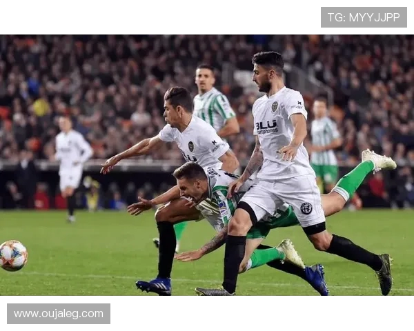 西甲焦点战马竞主场迎战巴伦西亚争夺三分的关键对决