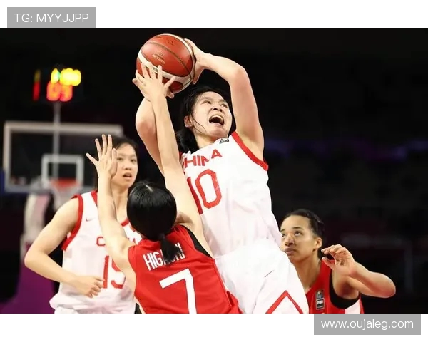 马来西亚女篮迎战越南队力争胜利展现实力与团队精神